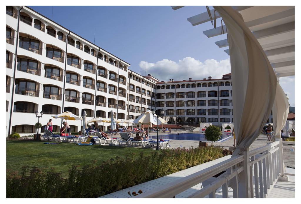 Aparthotel Regina Mare Tsarevo Exterior foto