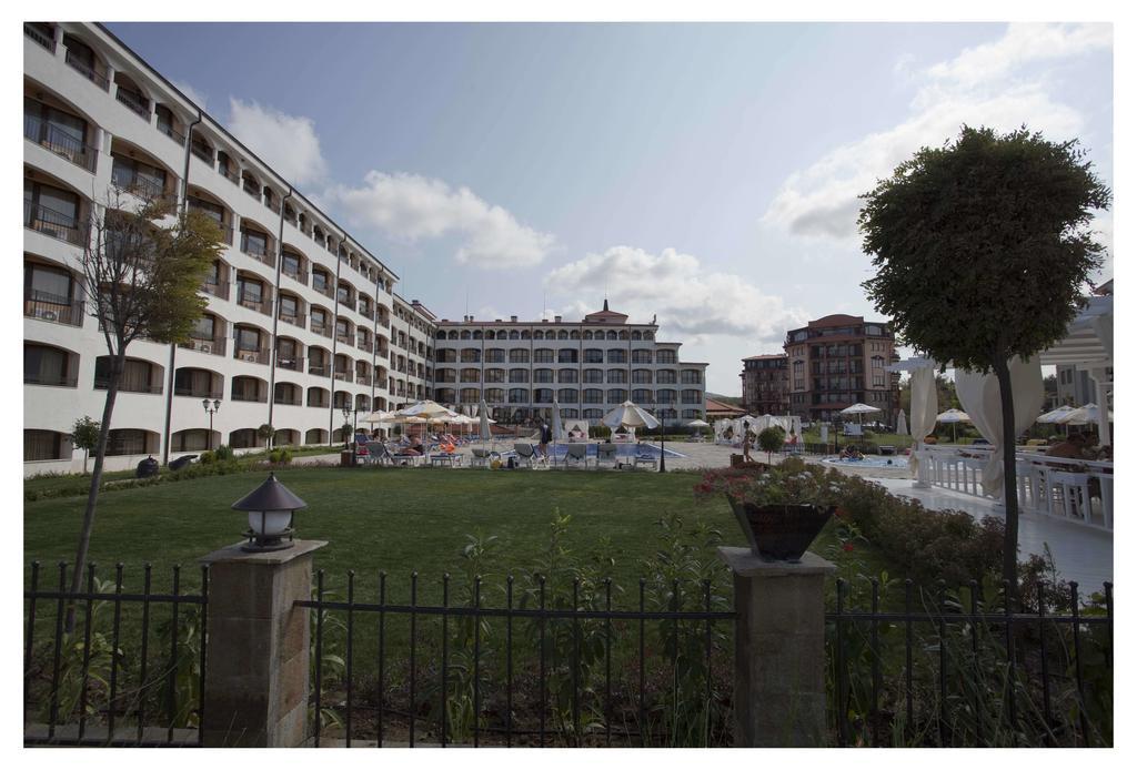 Aparthotel Regina Mare Tsarevo Exterior foto