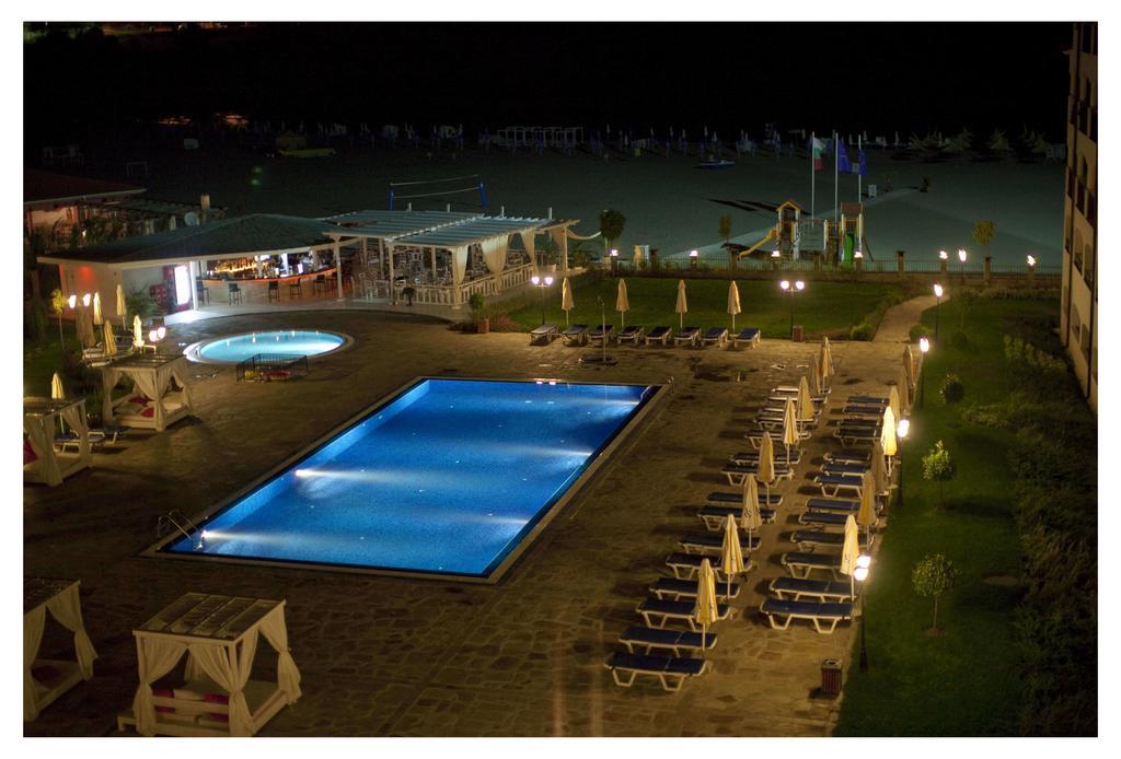 Aparthotel Regina Mare Tsarevo Exterior foto