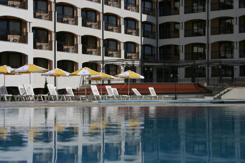 Aparthotel Regina Mare Tsarevo Exterior foto